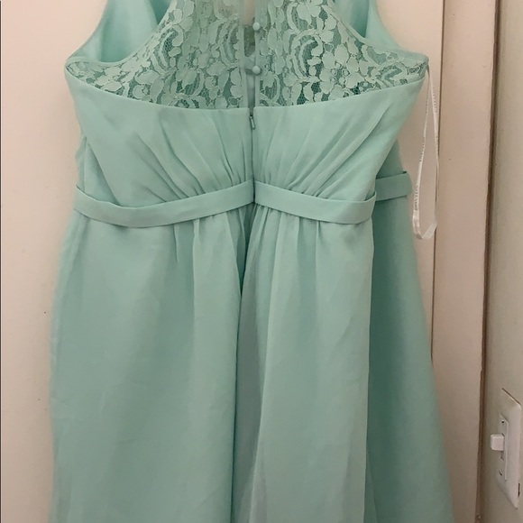 Mint green dress - Picture 2 of 4